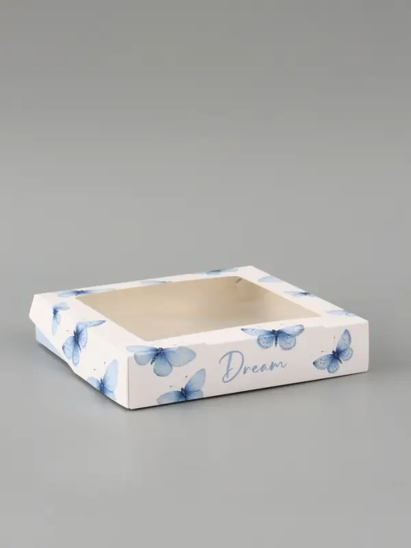 Коробка подарочная с окном &laquo;Мечты&raquo;, 20&times;20&times;4 см, самосборная