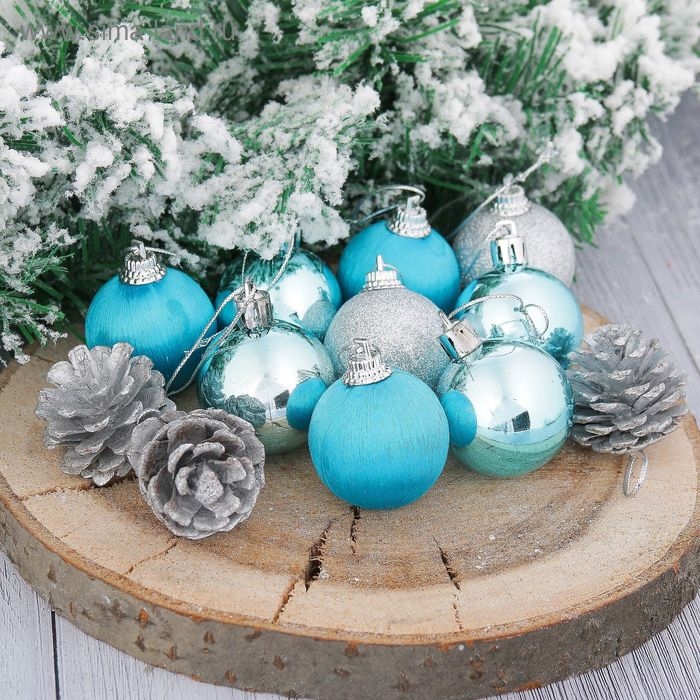 Набор украшений пластик 12 шт Набор украшений пластик 12 шт "Домик" (9 шаров,3 шишки) 4х11,5х20 см серебро, голубой