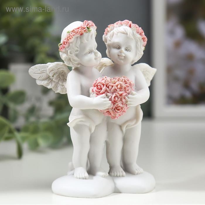 Сувенир полистоун  Сувенир полистоун "Ангелочки в розовых веночках с сердцем из роз" 10х8,5х5,5 см