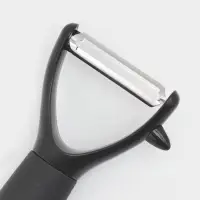 Овощечистка Magistro &laquo;Базальт&raquo;, 17.5&times;6.5&times;2.5 см, нержавеющая сталь, чёрная