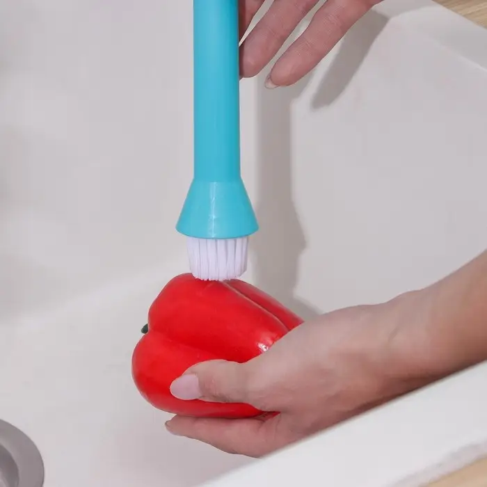 Щётка - насадка на кухонный кран, диаметр отверстия 2,5 см, длина 32 см, длина щётки 2,5 см Щётка - насадка на кухонный кран, диаметр отверстия 2,5 см, длина 32 см, длина щётки 2,5 см