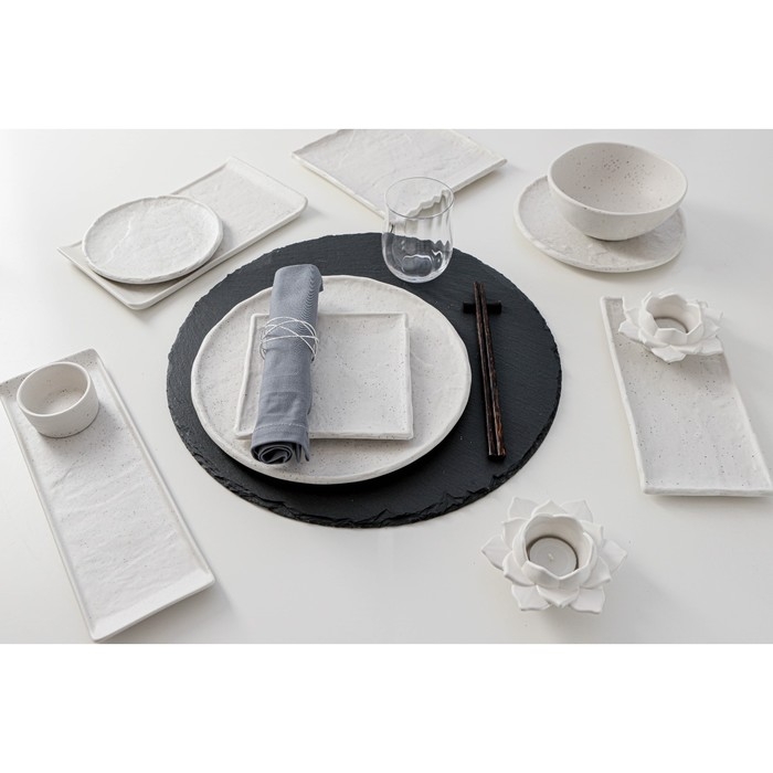 Блюдо фарфоровое для подачи Magistro Slate, 16×16 см, цвет белый Блюдо фарфоровое для подачи Magistro Slate, 16×16 см, цвет белый