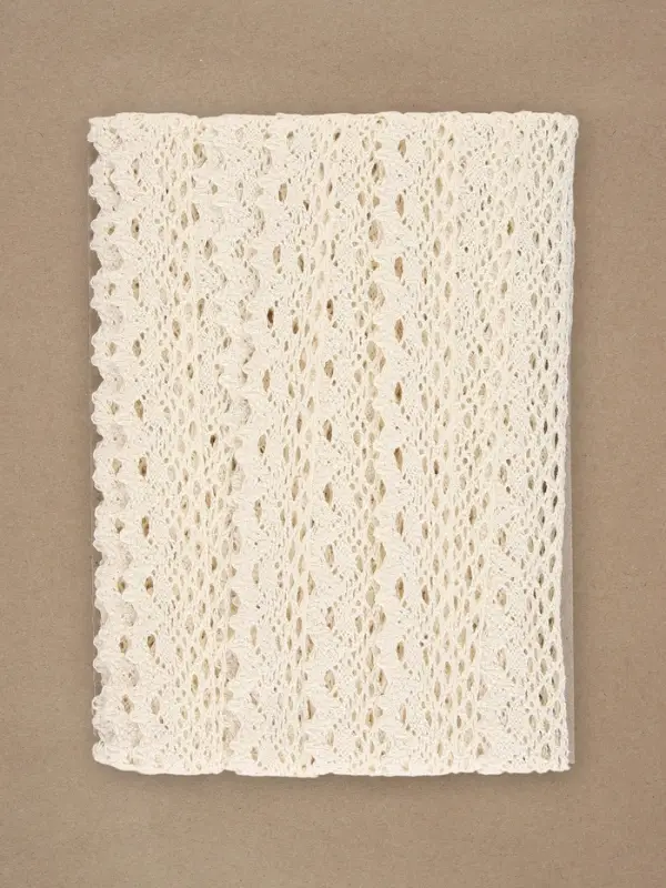 Кружево вязаное, 25 мм, 15&plusmn;1 м, бежевое