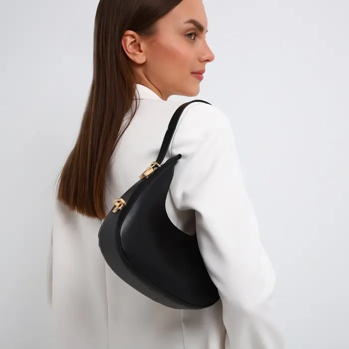 Сумка женская багет на молнии, 20.5&times;7&times;10.5 см, чёрная