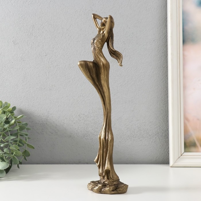 Сувенир полистоун "Раскрепощенность" под бронзу 8,5х7х34 см