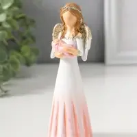 Сувенир полистоун "Девушка-ангел в светло-розовом платье, с младенцем" 14,5 см