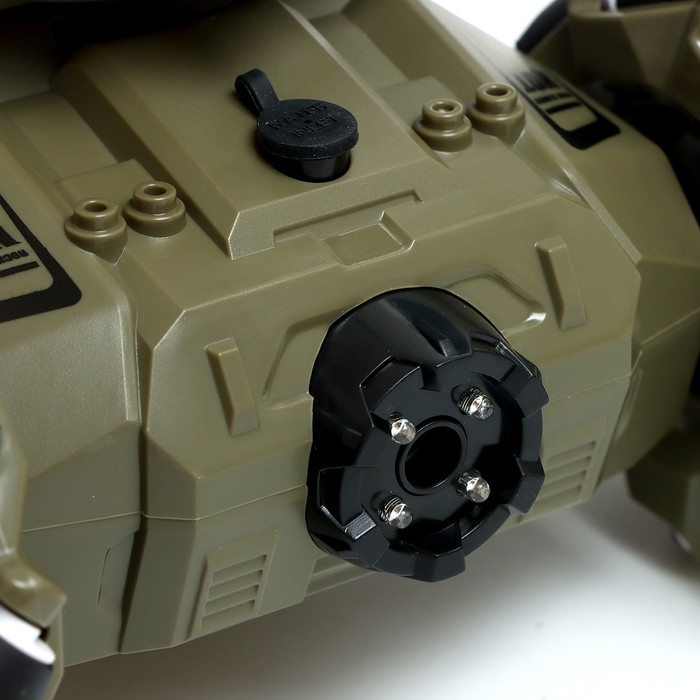 Танк радиоуправляемый «Боец», работает от аккумулятора, стреляет гидрогелевыми пулями, цвет зелёный Танк радиоуправляемый «Боец», работает от аккумулятора, стреляет гидрогелевыми пулями, цвет зелёный