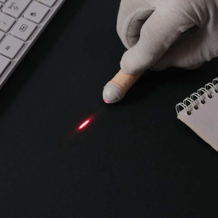 Указка лазерная пластик Указка лазерная пластик "Нежно-персиковая" LR44х3 шт 1,6х1,6х6,5 см