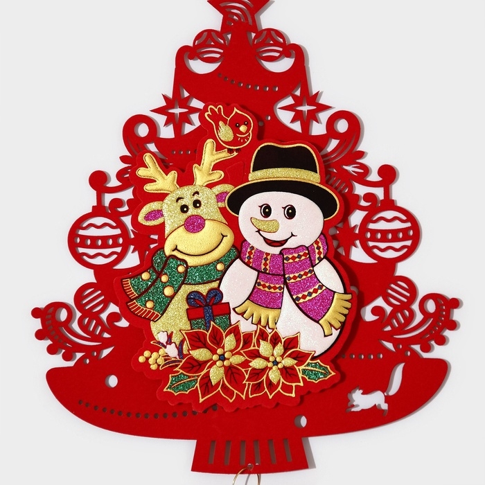 Декоративное украшение (подвеска)  Декоративное украшение (подвеска) "Новогодня ёлка с друзьями" 40,5х25,5 см