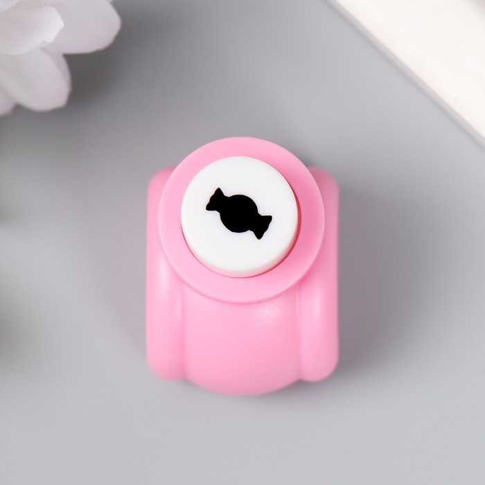 Набор для скрапбукинга Набор для скрапбукинга "Зигзаги" ножницы фигурные 15,5 см+4 дырокола d=1,2 см10х23 см МИКС