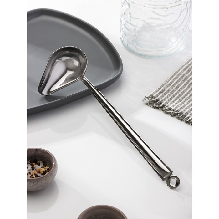 Ложка для соуса с цельнометаллической ручкой, длина 26 см, 50 мл Ложка для соуса с цельнометаллической ручкой, длина 26 см, 50 мл