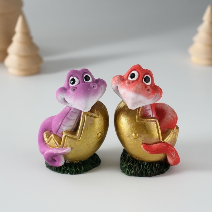 Сувенир полистоун Сувенир полистоун "Змейка в скорлупе" МИКС 4х4х6,5 см