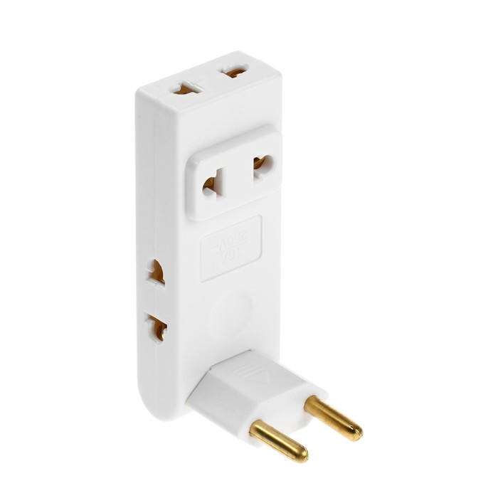 Тройник плоский, поворотный, 4 розетки, 10А, без з/к, белый Тройник плоский, поворотный, 4 розетки, 10А, без з/к, белый