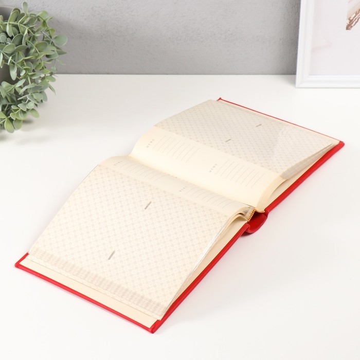 Фотоальбом кожзам на 200 фото 10х15 Фотоальбом кожзам на 200 фото 10х15 "Вышитая рама" красный 22х23х5 см