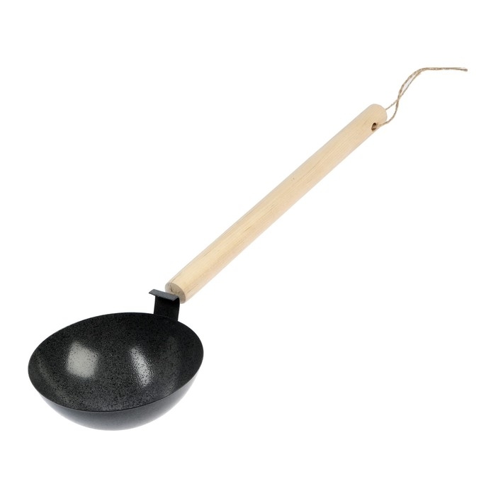 Ковш ТУНДРА, круглое дно, деревянная рукоятка, 390 мм Ковш ТУНДРА, круглое дно, деревянная рукоятка, 390 мм