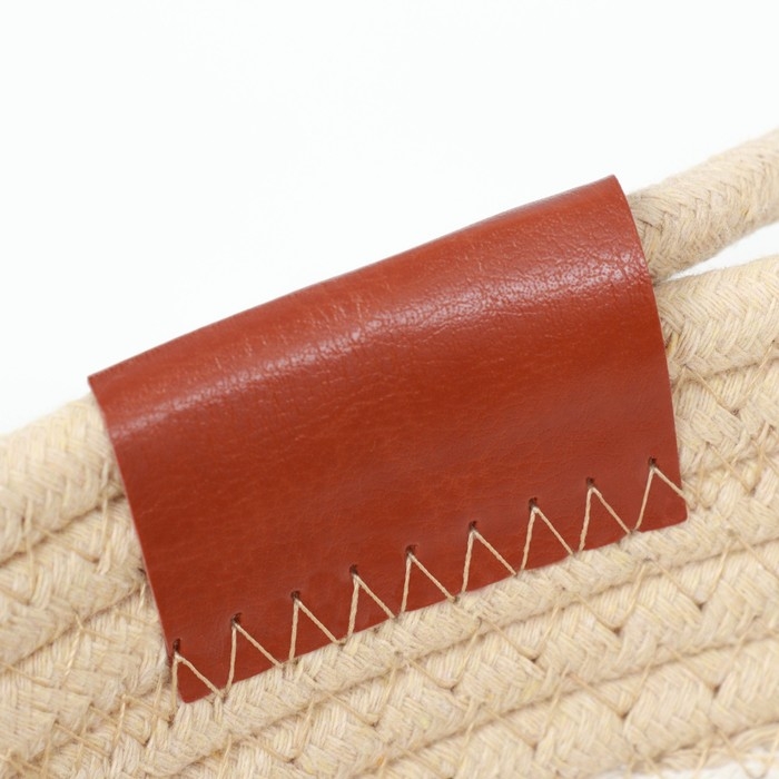 Экологичный лежак для животных (хлобчатобумажный) 35х35х12 см, вес до 5 кг,бело-бежевый Экологичный лежак для животных (хлобчатобумажный) 35х35х12 см, вес до 5 кг,бело-бежевый