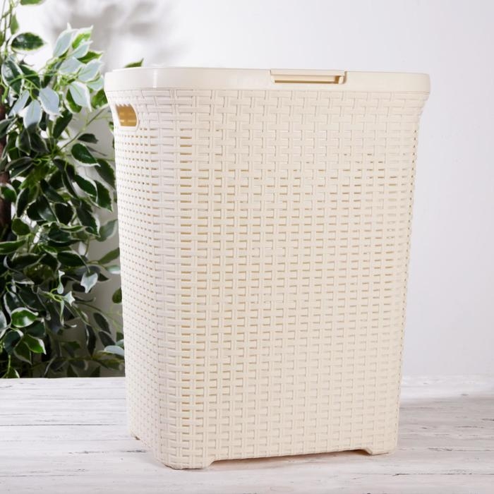 Корзина бельевая с крышкой, 60 л, 34×44×56 см, цвет слоновая кость Корзина бельевая с крышкой, 60 л, 34×44×56 см, цвет слоновая кость