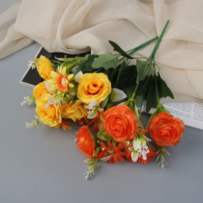 Букет Букет "Эустома мариачи и ромашки" 30 см, микс