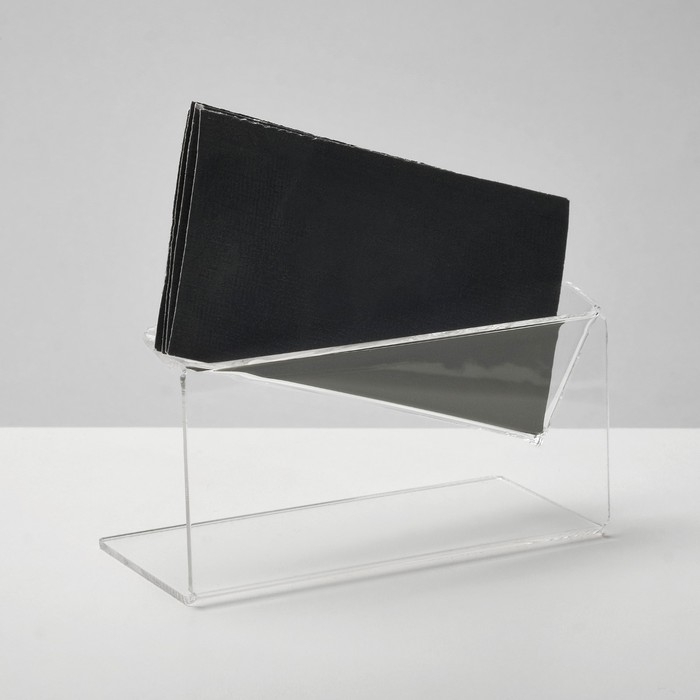 Подставка под визитки «Уголок», 10,5×5×4 см, оргстекло 2 мм, В ЗАЩИТНОЙ ПЛЁНКЕ