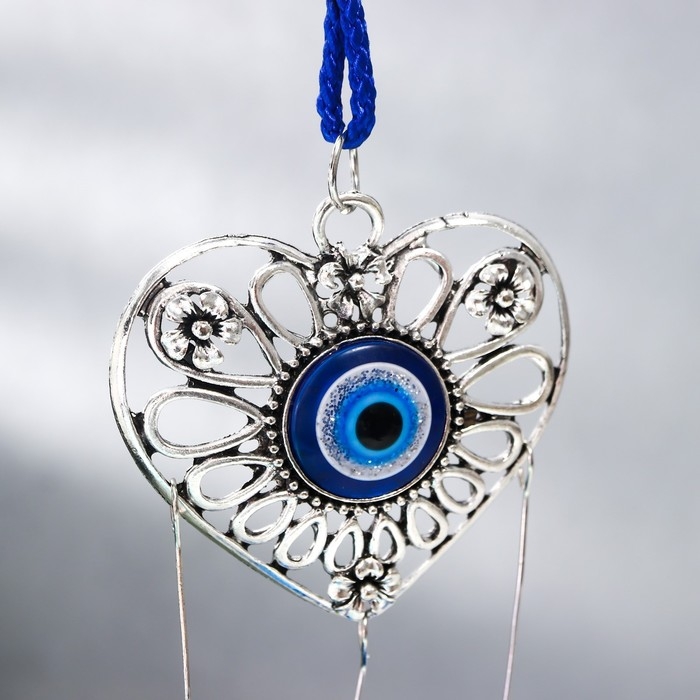 Музыка ветра металл Музыка ветра металл "Сердце" от сглаза с кисточкой 2 колокольчика 22х6,5 см