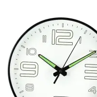 Часы настенные интерьерные &laquo;Классика&raquo;, плавный ход, светящиеся, d=25 см