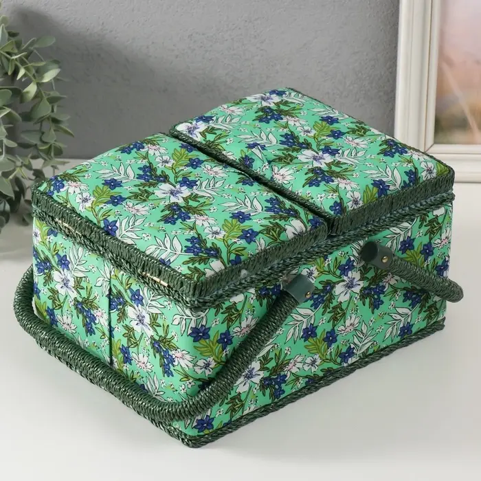 Шкатулка для рукоделия и шитья &laquo;Полевые цветы на зелёном&raquo;, хранение ниток, иголок, мелочи, 19&times;26&times;14.5 см