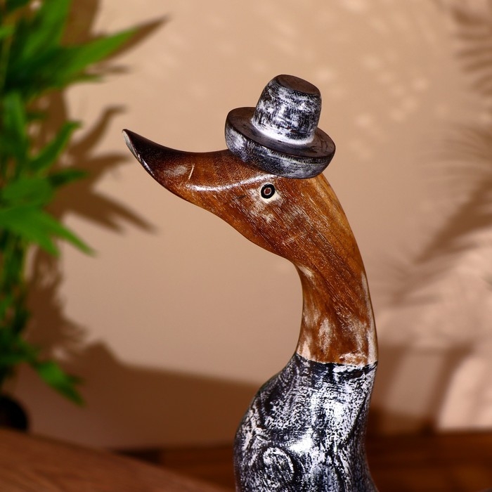 Сувенир "Утка в тёмном" дерево 45 см