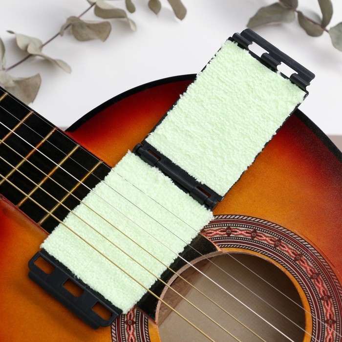Приспособление для очистки струн Music Life ACE-30 Приспособление для очистки струн Music Life ACE-30