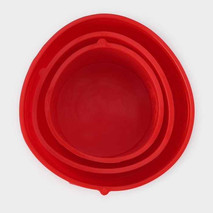 Набор силиконовых форм для выпечки Доляна «Куличики», 3 шт: 15,5/13/10 см, цвет красный