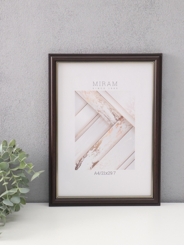 Фоторамка пластик Фоторамка пластик "МИРАМ" 21х29,7 см (A4), венге