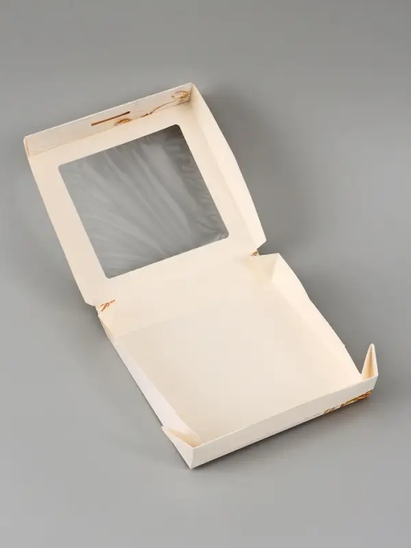 Коробка подарочная с окном &laquo;Счастье в тебе&raquo;, 20&times;20&times;4 см, самосборная