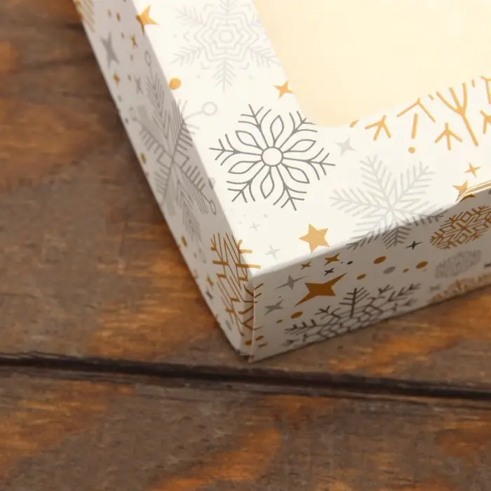 Коробка складная «Снежинка», 20×12×4 см с окном Коробка складная «Снежинка», 20×12×4 см с окном