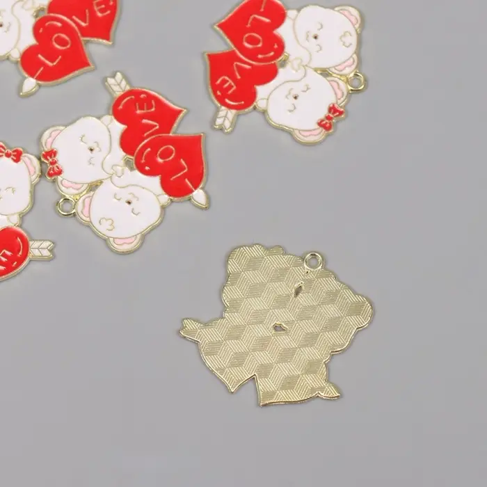 Декор для творчества металл, эмаль Декор для творчества металл, эмаль "Два влюблённых мишки" 2,8х2,8 см