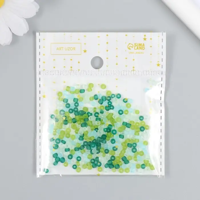 Бисер стекло 8/0  Бисер стекло 8/0 "Матовый полупрозрачный. Меланж ярко-зелёный" 10 гр