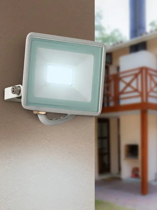 Прожектор светодиодный ДО-50 Вт 6500К 4000 Лм IP65 белый 50w холодный 200-240В LPR-023-W-65K-050