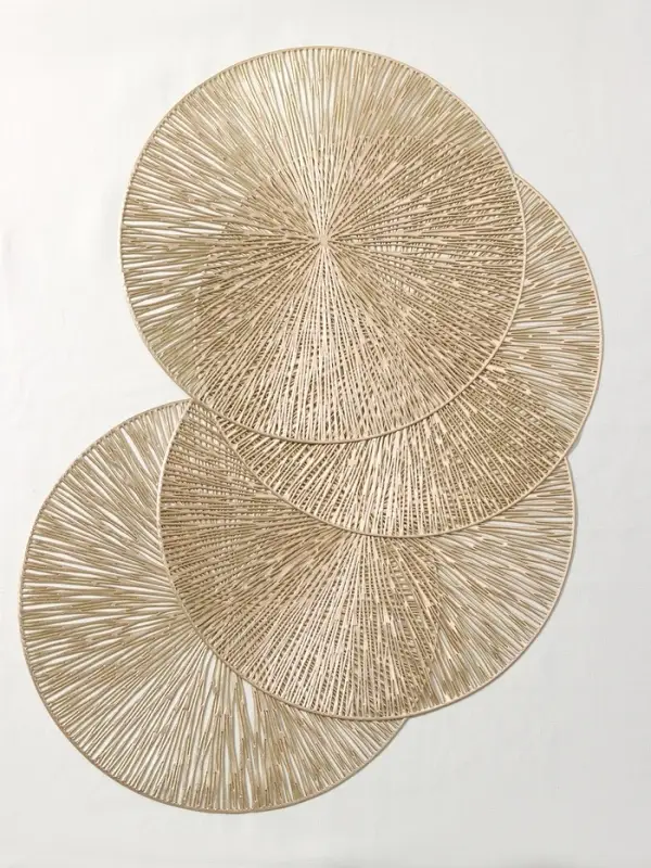 Салфетки сервировочные на стол Доляна &laquo;Сияние&raquo;, d=38 см, 4 шт., золотые