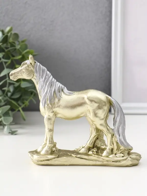 Сувенир полистоун Сувенир полистоун "Лошадь золотая с серебристой гривой" 13х4х12,3 см