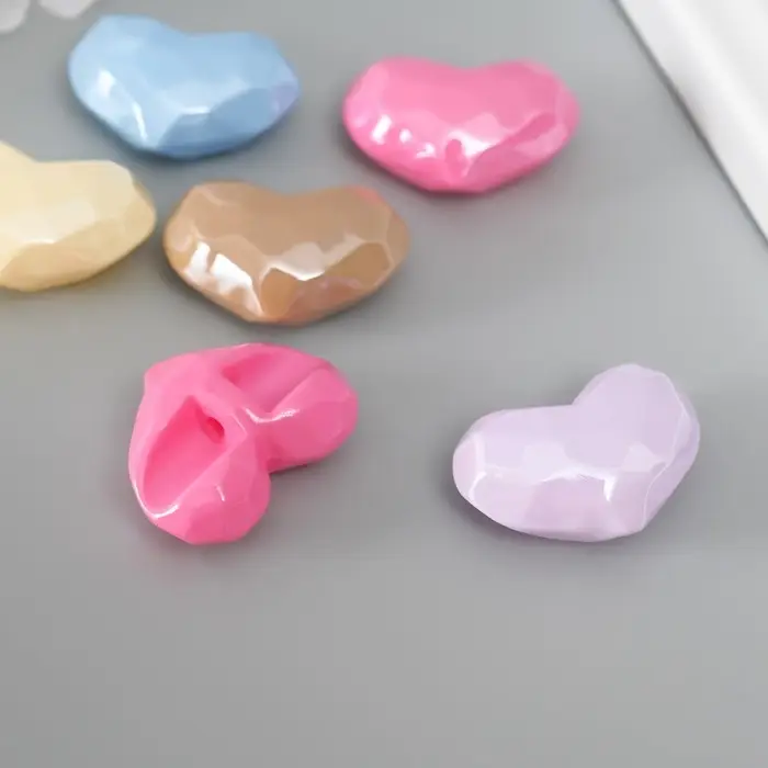 Бусина для творчества пластик  Бусина для творчества пластик "3D сердце с гранями" пастель МИКС 2,4х3,3х1,4 см