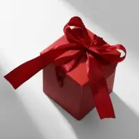 Коробочка подарочная складная &laquo;Презент&raquo;, 6&times;6&times;6 см, красный