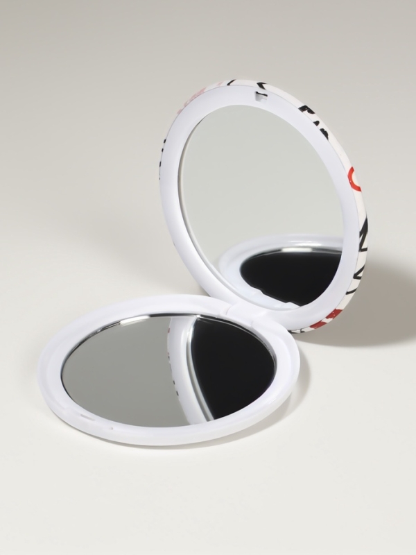 Зеркало складное круг (2) c/увел d7,5см GRL PWR белый пласт пакет QF Зеркало складное круг (2) c/увел d7,5см GRL PWR белый пласт пакет QF