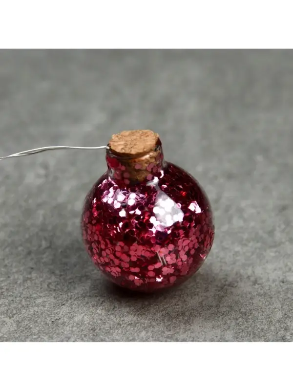 Гирлянда &laquo;Нить&raquo; 1.6 м с насадками &laquo;Шарики с розовым конфетти&raquo;, IP20, серебристая нить, 15 LED, от батареек АА&times;2, свечение тёплое белое