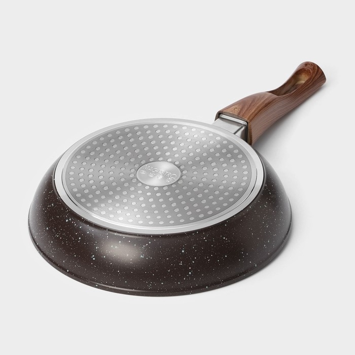 Сковорода кованая Magistro Granit, d=22 см, съёмная ручка soft-touch, антипригарное покрытие, индукция, цвет чёрный Сковорода кованая Magistro Granit, d=22 см, съёмная ручка soft-touch, антипригарное покрытие, индукция, цвет чёрный