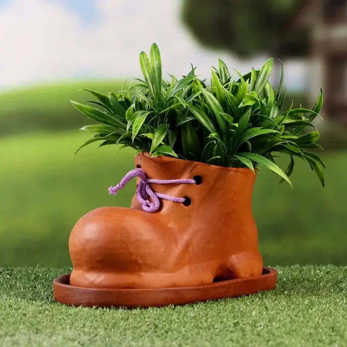 Фигурное кашпо  Фигурное кашпо "Башмак" коричневый 10*17см 204