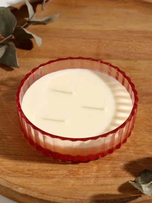 Свеча ароматическая в шкатулке Свеча ароматическая в шкатулке "Розовая" 3 фитиля аромат сладкий апельсин 13,3х13,3х9,5 см 1087762