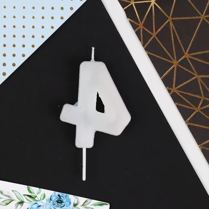 Свеча для торта, цифра &laquo;4&raquo;, разноцветная, 5,5 х 8 см.