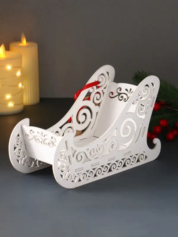 Шкатулка "Сани" с магнитом, 23х10х14 см, белый