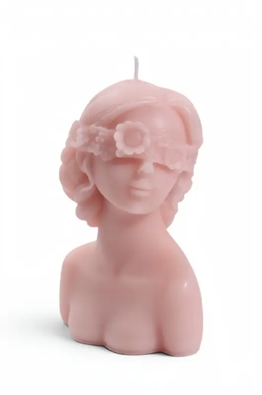 Свеча интерьерная &laquo;Девушка&raquo;, 300 г, 8.5&times;7&times;13.5 см