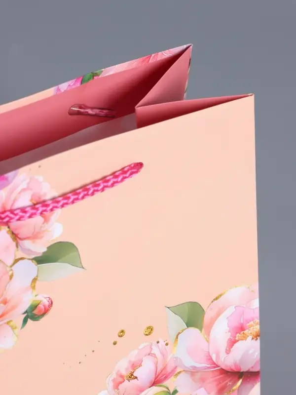 Пакет подарочный ламинированный "Цветы" 18 х 22,3 х 10 см