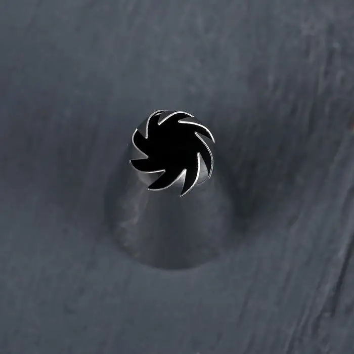 Насадка кондитерская «Закрытая роза», d=2,3 см, выход 0,9 см, нержавеющая сталь