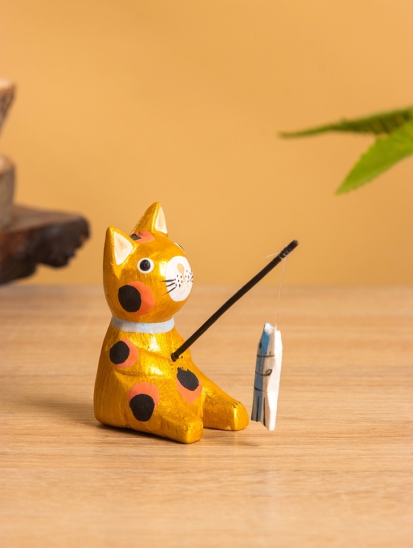 Сувенир «Кот рыбак», 3×6×7 см, дерево, золотой Сувенир «Кот рыбак», 3×6×7 см, дерево, золотой